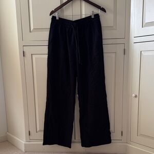 NWT HALARA athleisure pants